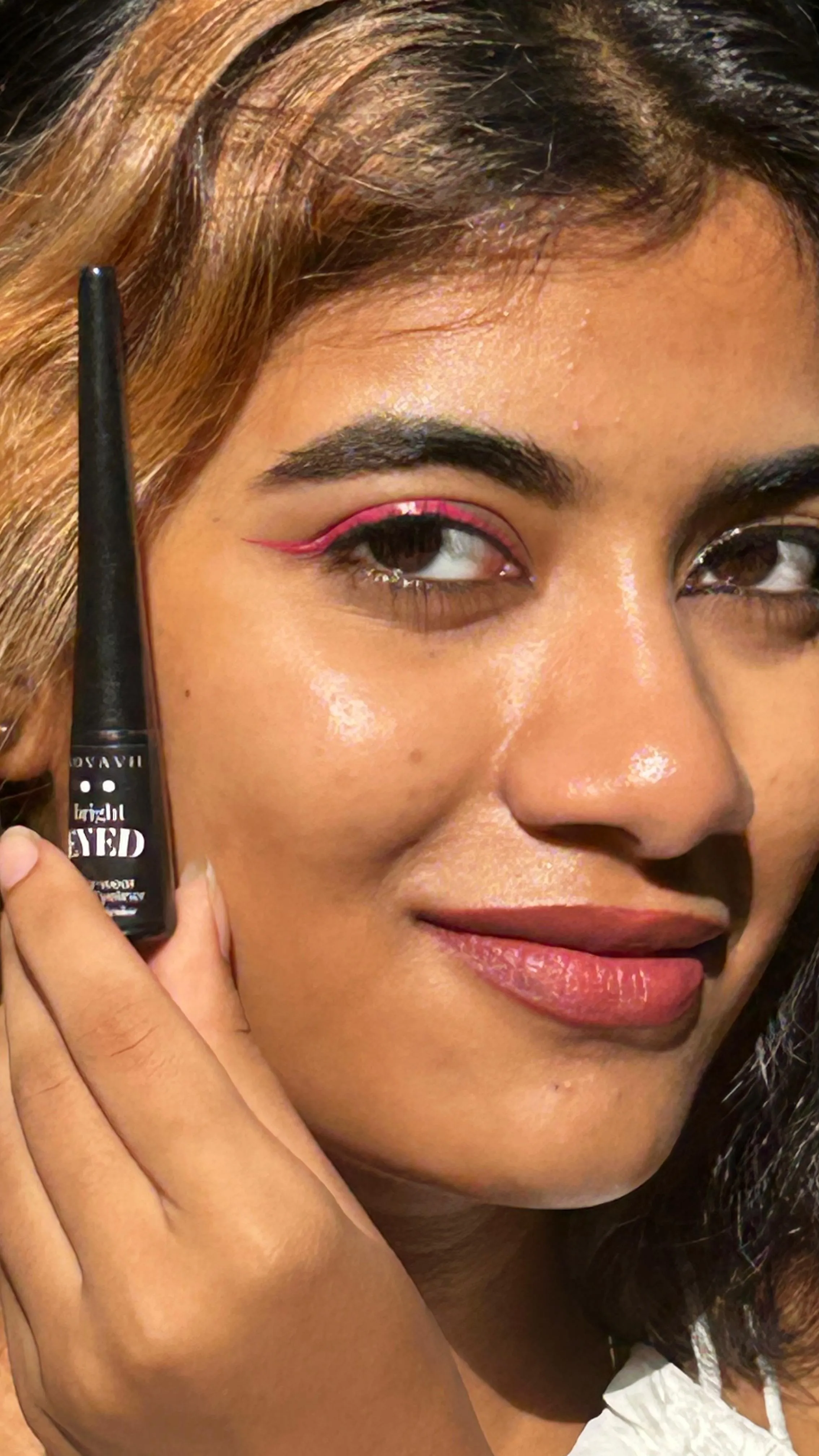 Bright Eyed - Matte Eyeliner in Technicolor - 7 Irresistable Shades