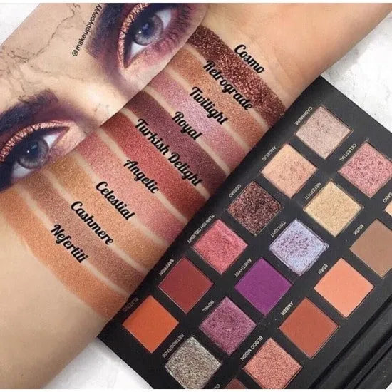 Huda Beauty Desert Dusk Eyeshadow Palette